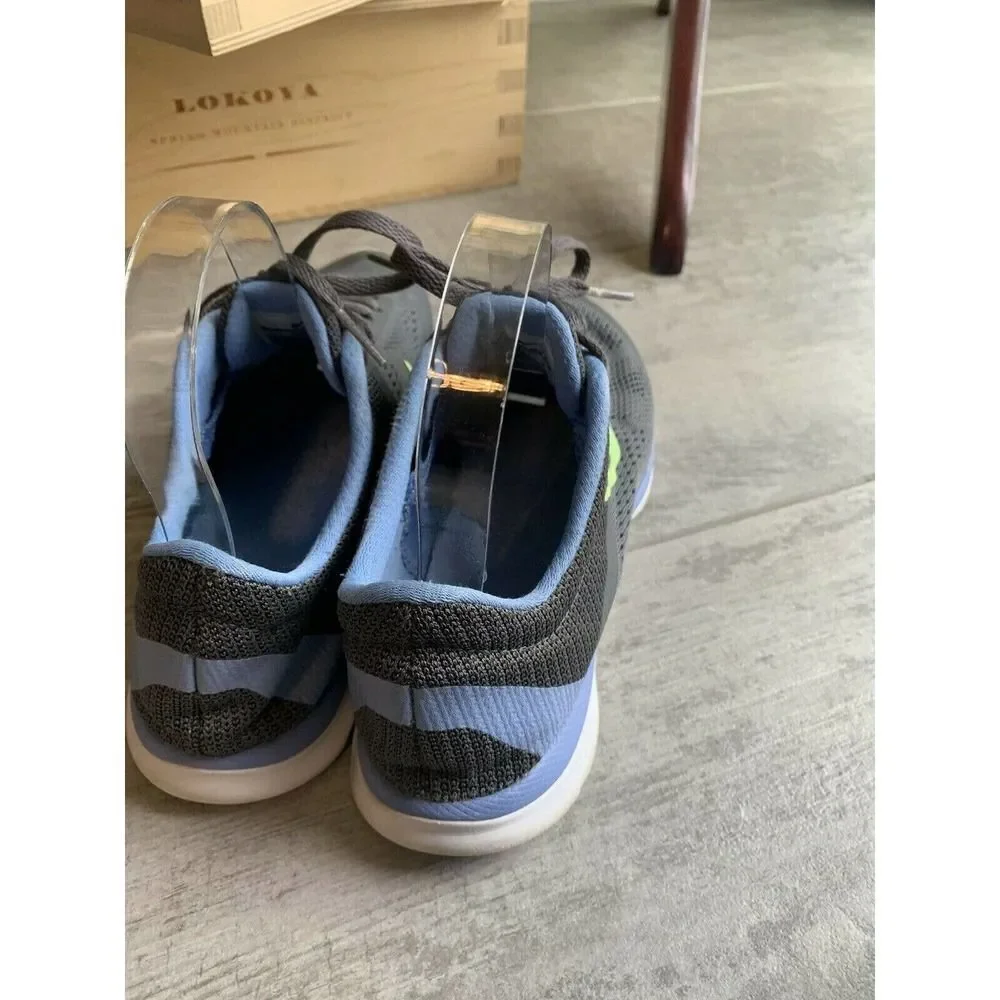 NIKE in-Season TR 5 Women US 7.5 Gray Running Shoes Lightweight Sneakers